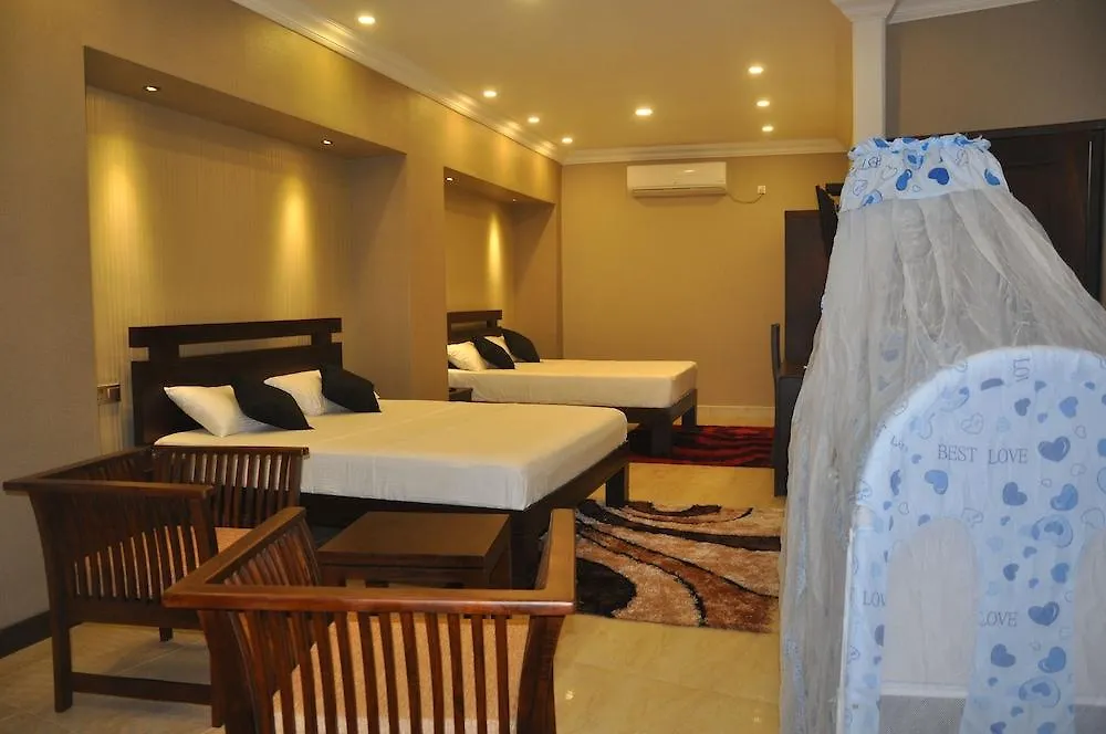 Galaxy City Hotel كاندي